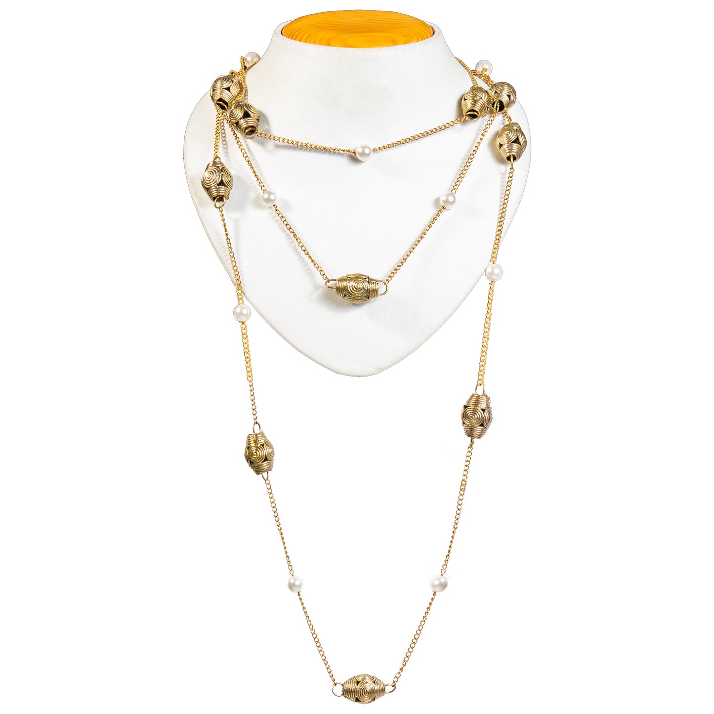 Gold Tone Necklace with Pearls
