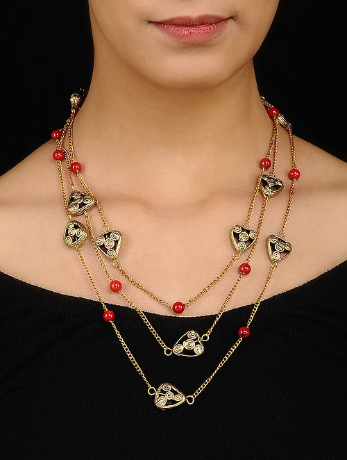 Gold Tone Necklace with Corals CD1943b