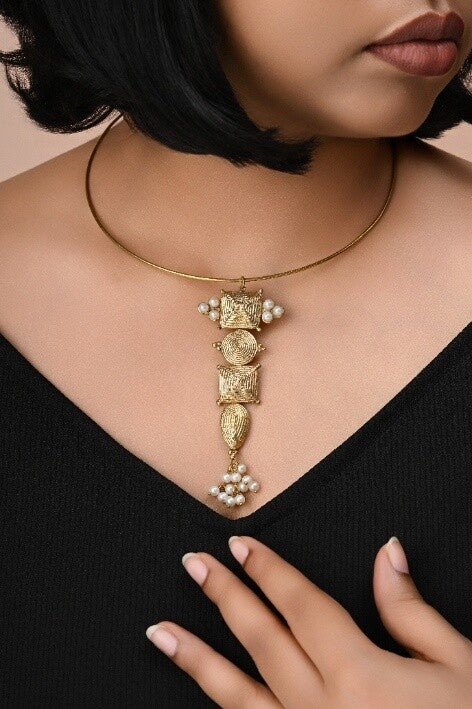 Miharu Vanya Hasuli Dokra Necklace