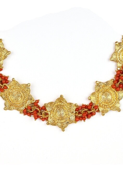 Miharu Sunehri  Beaded Necklace
