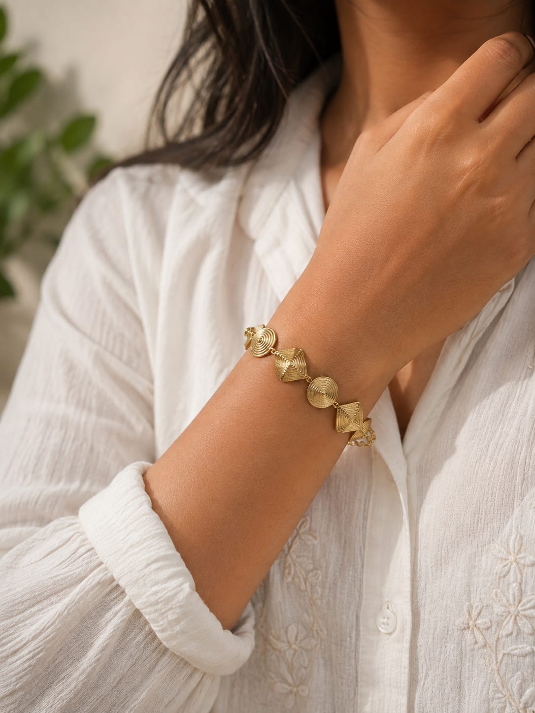 Miharu Tarini Brass Cuff
