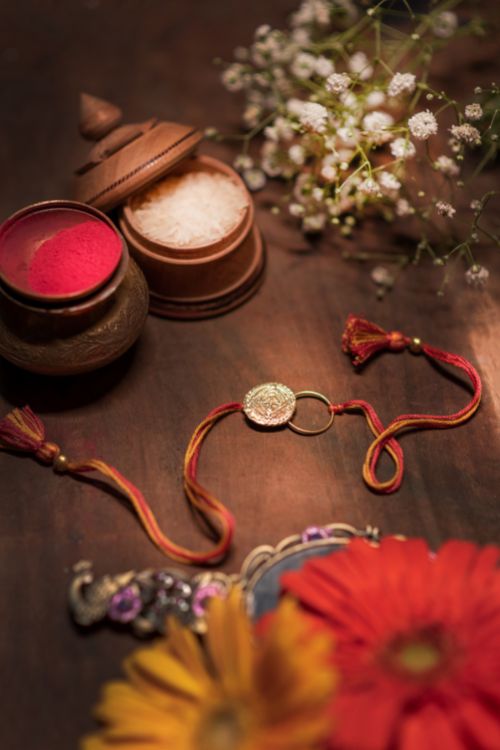 Miharu Handmade Thread Dokra Rakhi RH22013