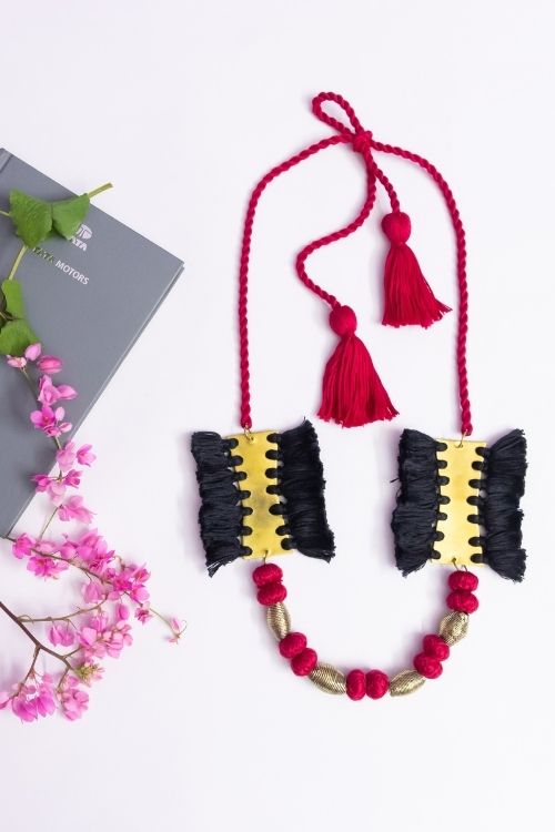 Brass Thread Matinee Necklace D35a