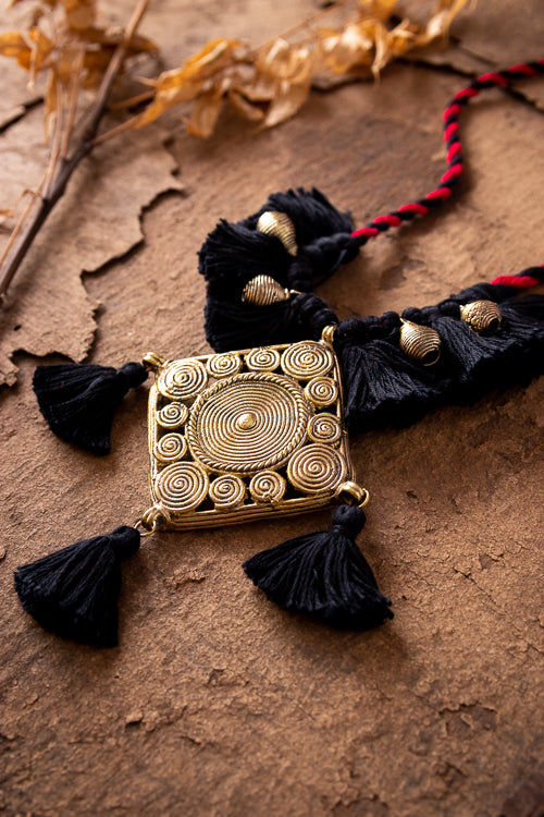 Brass Thread Matinee Necklace D43b