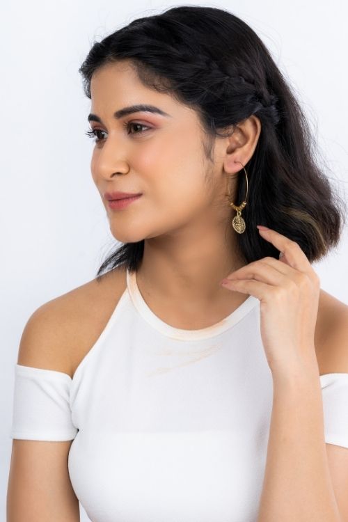 Gold tone Brass Hoops DEr69