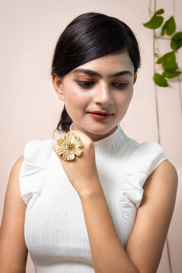  Buy Miharu Dhokra Flower Adjustable Finger Ring Online