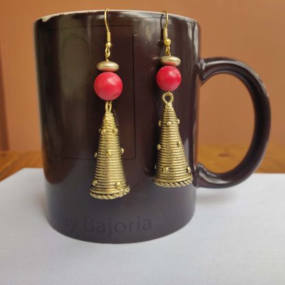 Gold Tone Cone Earrings DEr41