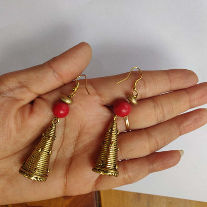 Gold Tone Cone Earrings DEr41