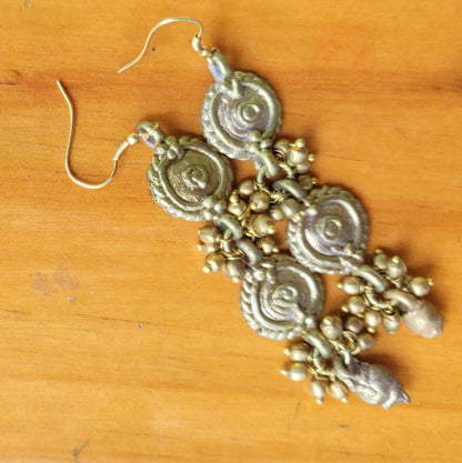Long circular dokra brass earrings DEr82