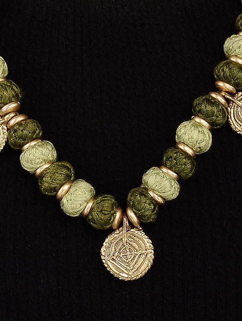 Green Gold Tone Necklace TR05