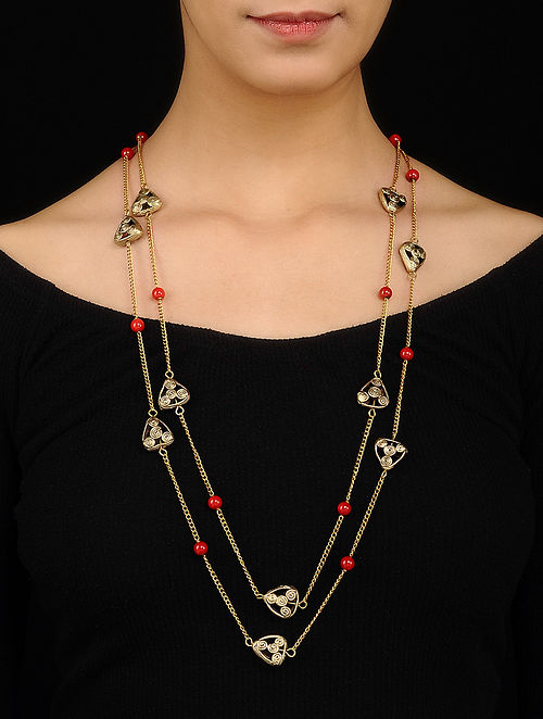 Gold Tone Necklace with Corals CD1943b